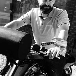 Meet your Posher, Raffi